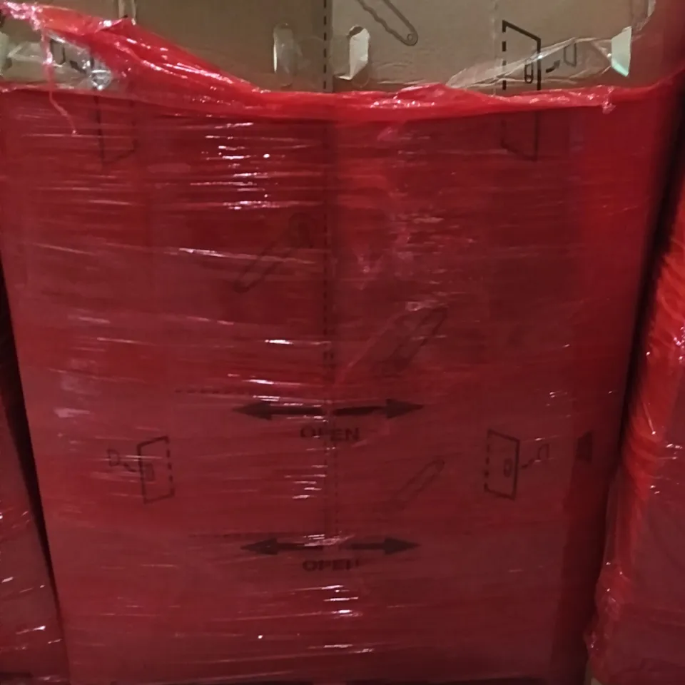 PALLET CONTAINING A LARGE QUANTITY OF ITEMS TO INCLUDE - PET CARRIER, INDUCTION COOKTOP, CAMPING TENT ETC