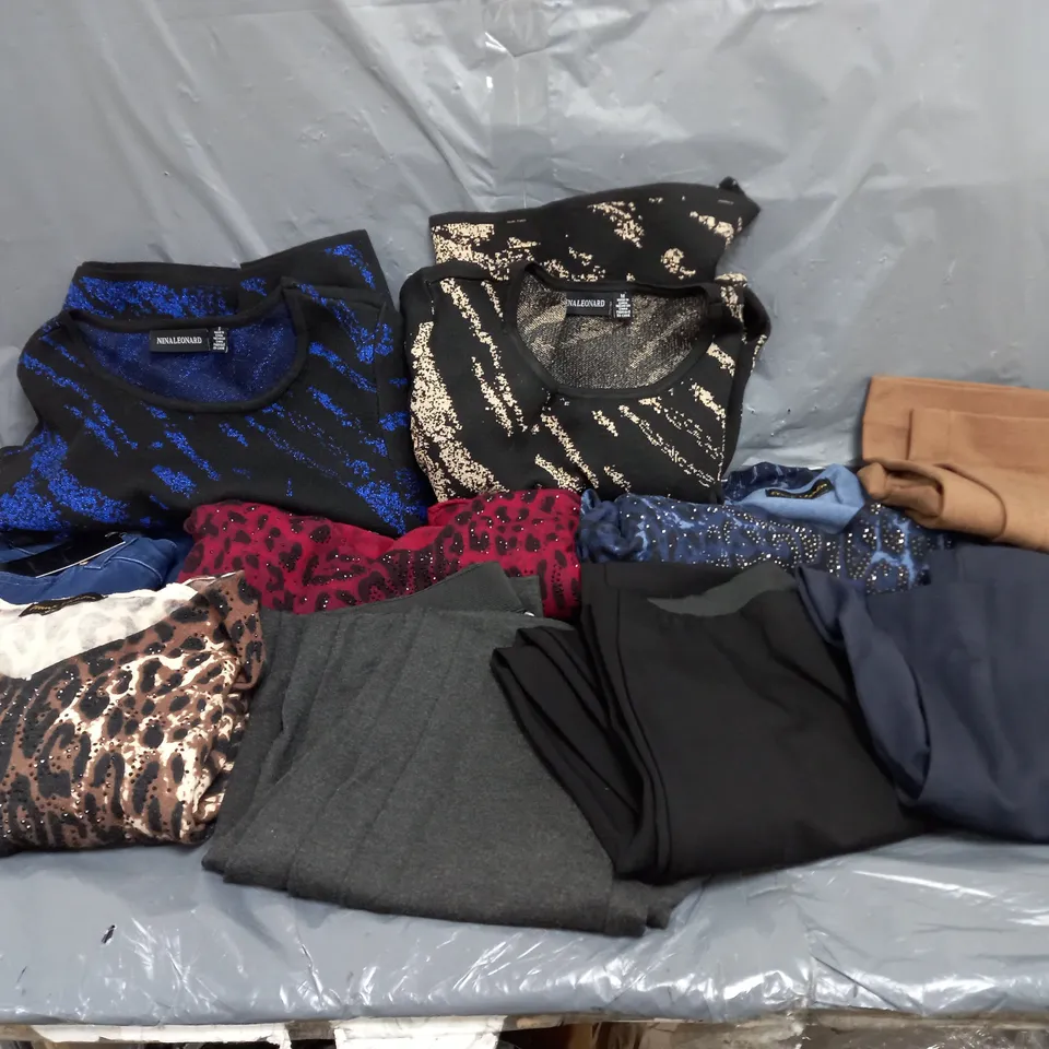 BOX OF APPROXIMATELY 10 ASSORTED PIECES OF CLOTHING IN VARIOUS STYLES, SIZES, AND BRANDS 
