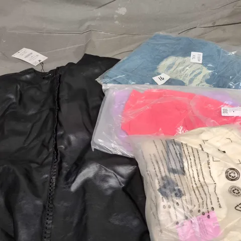 APPROXIMATELY 20 ASSORTED CLOTHING PRODUCTS IN VARIOUS STYLES & SIZES TO INCLUDE JACKETS, T-SHIRTS, DRESSES ETC