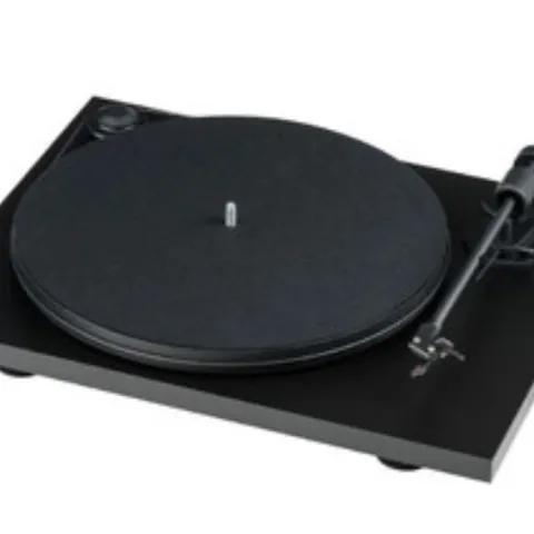 PROJECT PRIMARY E BLACK TURNTABLE