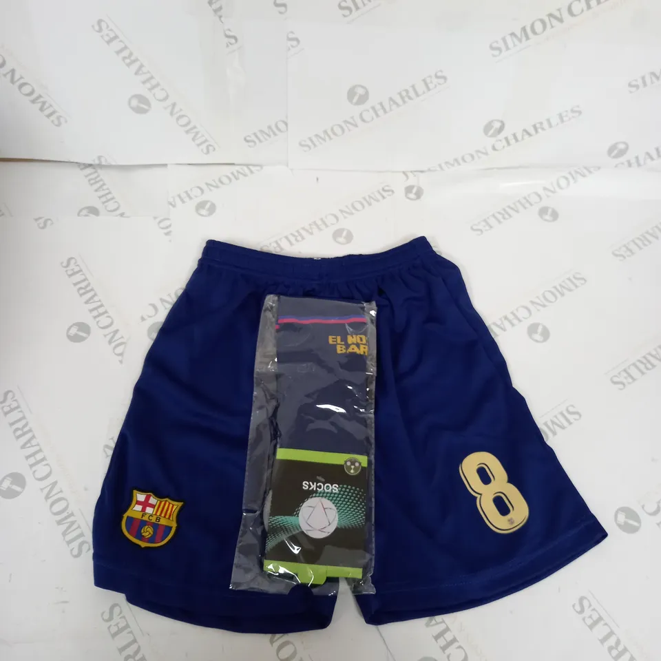 BARCELONA FC HOME KIT WITH PEDRI 8 SIZE 26