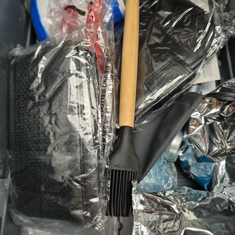 APPROXIMATELY 12 ASSORTED HOUSEHOLD ITEMS TO INCLUDE - SMOL DISHWASHER TABLETS - CRIMPIT WRAP SEALER - CYCOLOGY HANDLE BAR TAPE - ETC