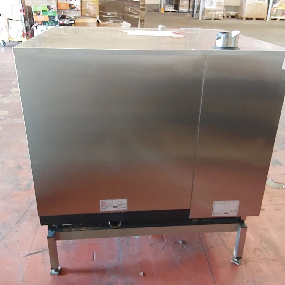 RATIONAL ICOMBI PRO LM100BE.AXAXX PROFESSIONAL COMBINATION OVEN (SPARES/REPAIRS)