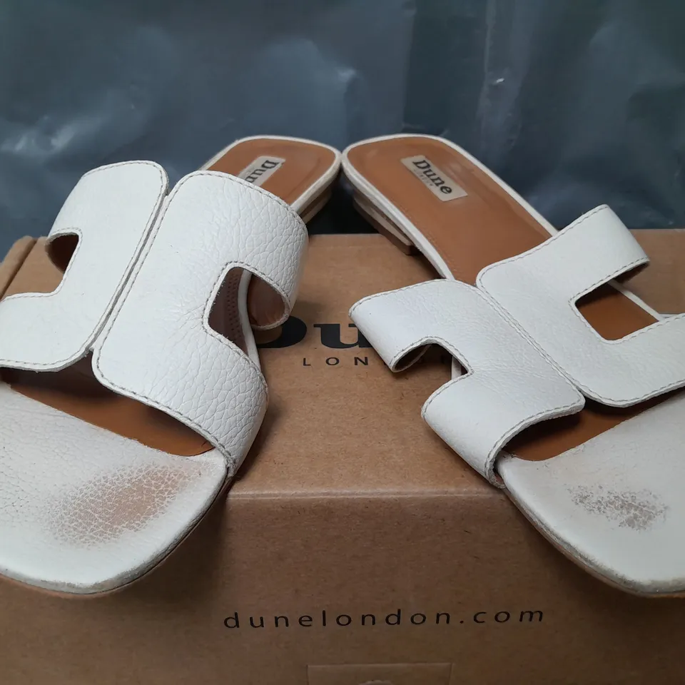 DUNE LONDON WHITE LEATHER SANDALS - SIZE 5