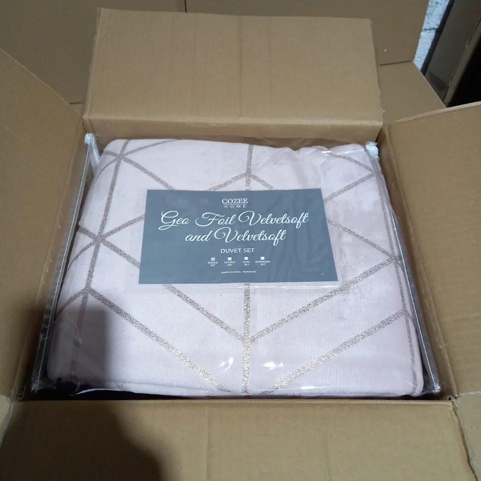 COZEE HOME GEO FAIL VELVETSOFT DUVET SET - SINGLE 