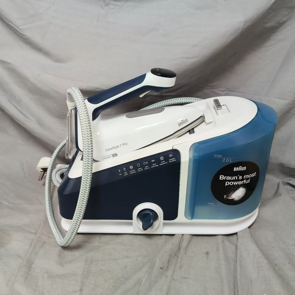 BOXED BRAUN CARESTYLE 7 PRO IRON
