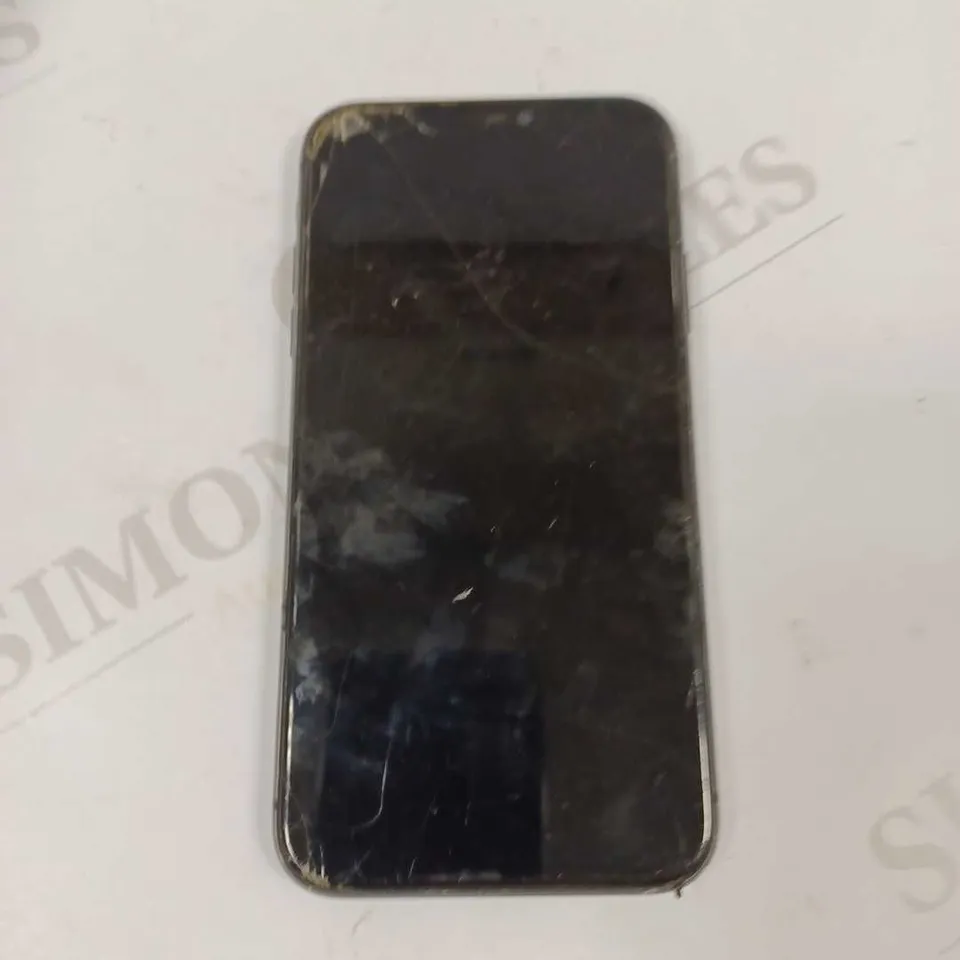 BOXED IPHONE 11 64GB - BLACK 