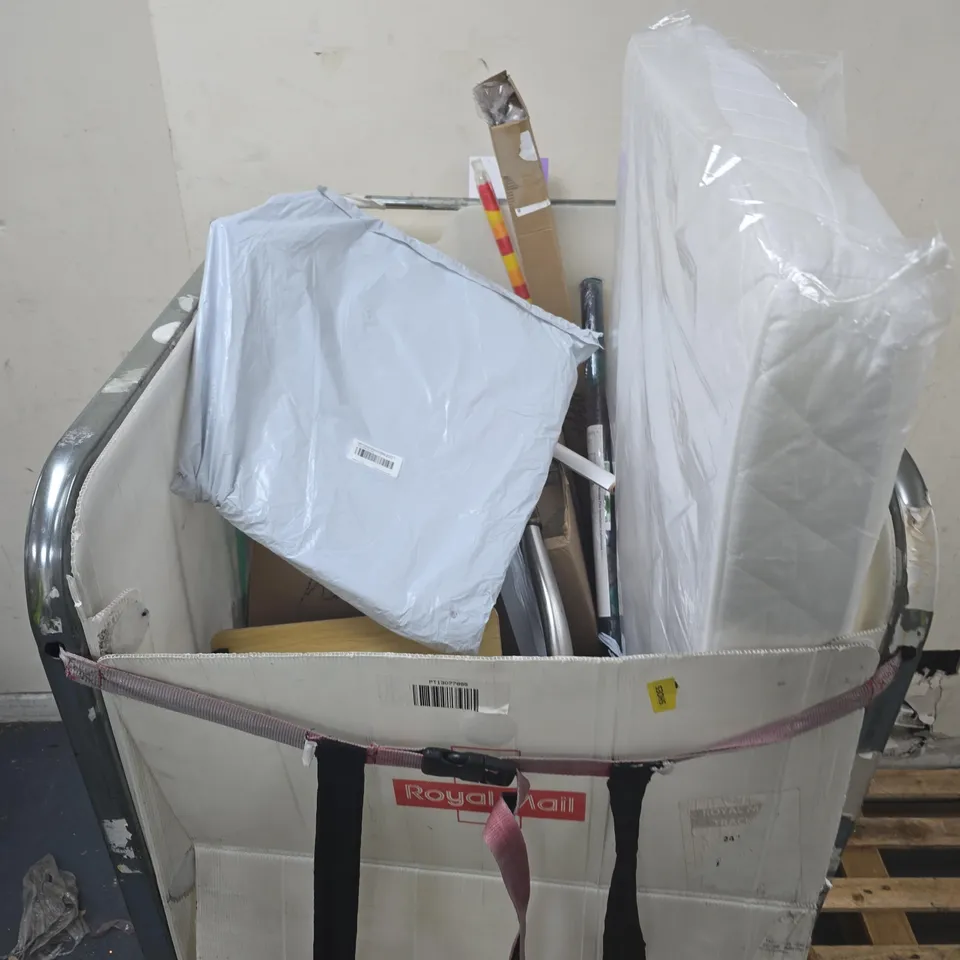 CAGE OF APPROXIMATELY 15 ASSORTED ITEMS TO INCLUDE: SMALL WASTE BIN