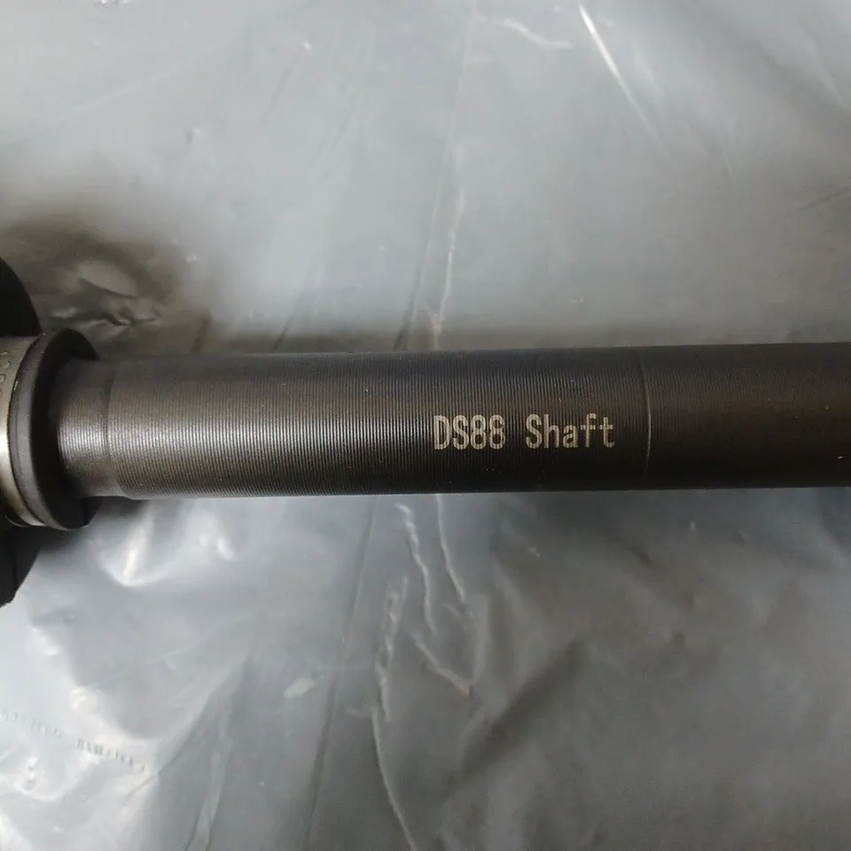DS88 CV AXLE 
