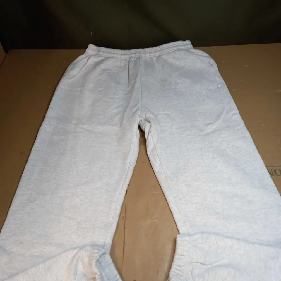 ADANOLA FLEECED JOGGING BOTTOMS SIZE M