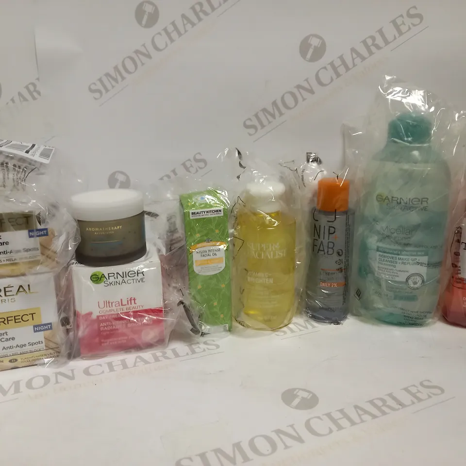 LOT OF 9 ASSORTED SKIN CARE ITEMS RRP £110