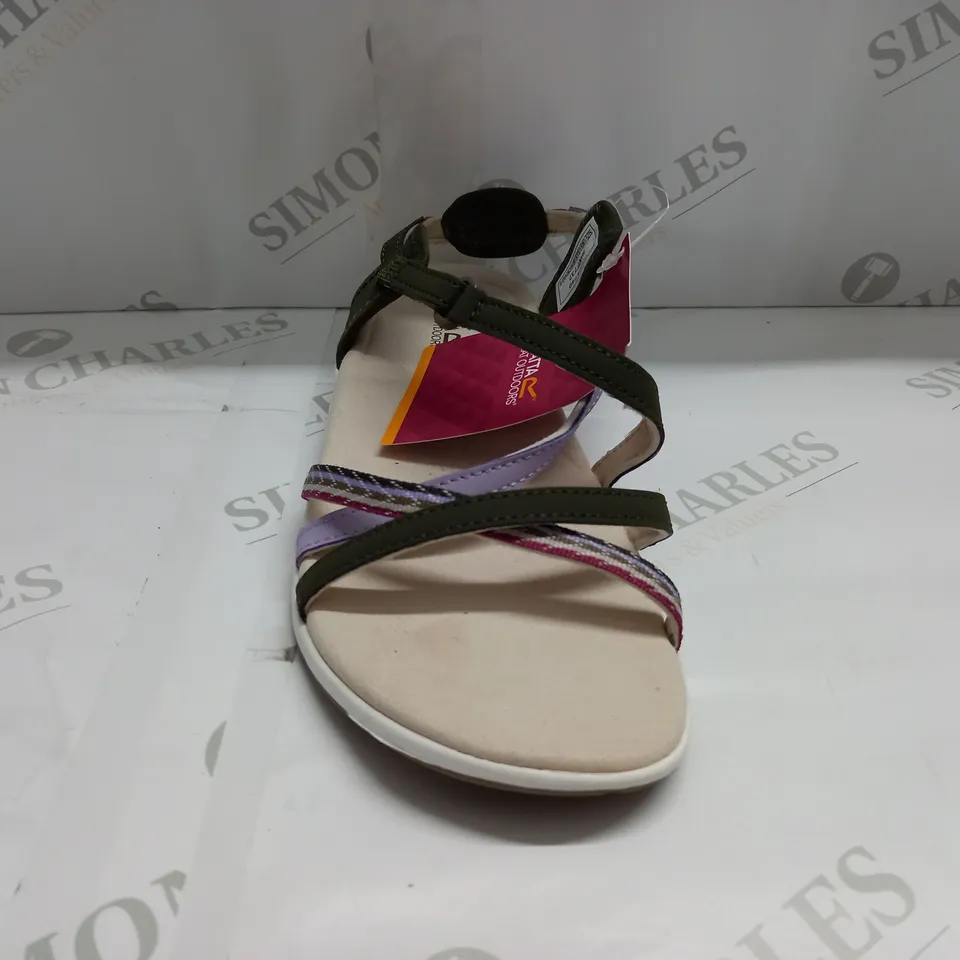 REGATTA LADY ROMA SANDALS SIZE 6