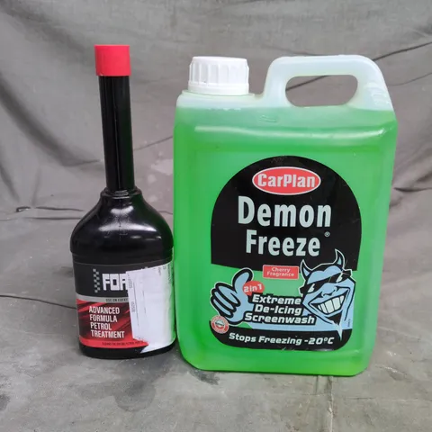 APPROXIMATELY 10 ASSORTED VEHICLE ACCESSORIES TO INCLUDE DE-ICER, PETROL TREATMENT ETC 