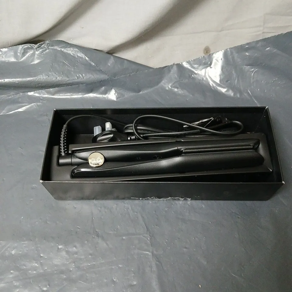 BOXED GHD MAX - WIDE PLATE HAIR STRAIGHTENER - BLACK RRP £209