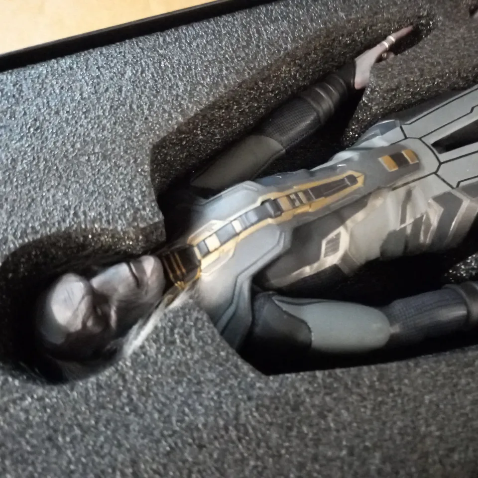 BOXED SPACE WIZARD INFAMOUS 1:6 SCALE FIGURINE