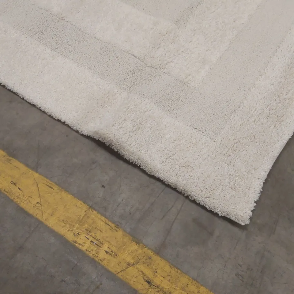 SAFAVIEH FLORIDA SHAG RUG 305 x 235cm