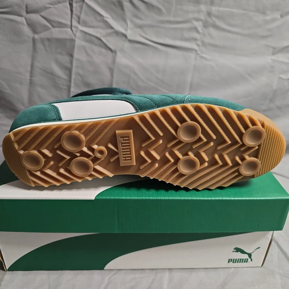 BOXED PAIR OF PUMA ARIZONA SNEAKERS – GREEN/WHITE - UK SIZE 6