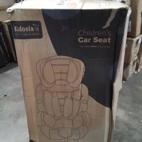 BOXED KIDOOLA CHILDREN'S CAR SEAT