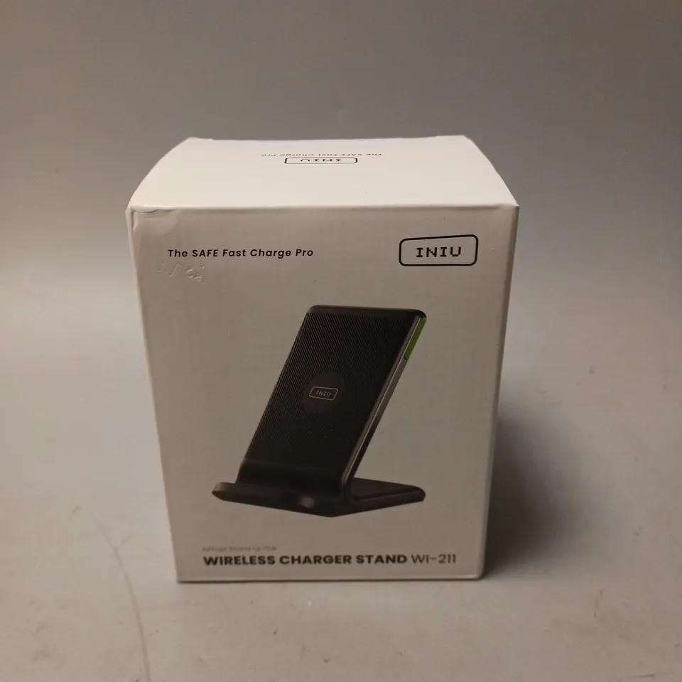 BOXED SEALED INIU WI-211 WIRELESS CHARGER STAND