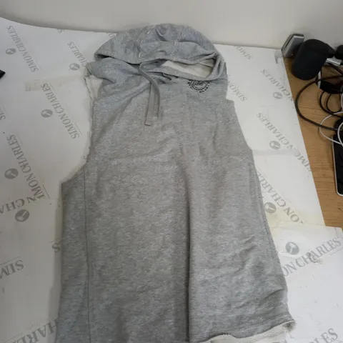 GREY GYMSHARK VEST SIZE S