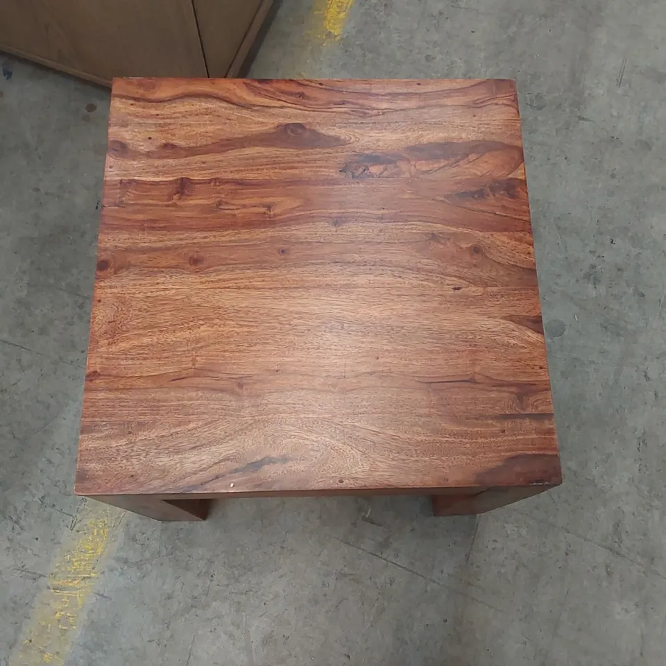 DESIGNER SOLID WOOD COFFEE TABLE