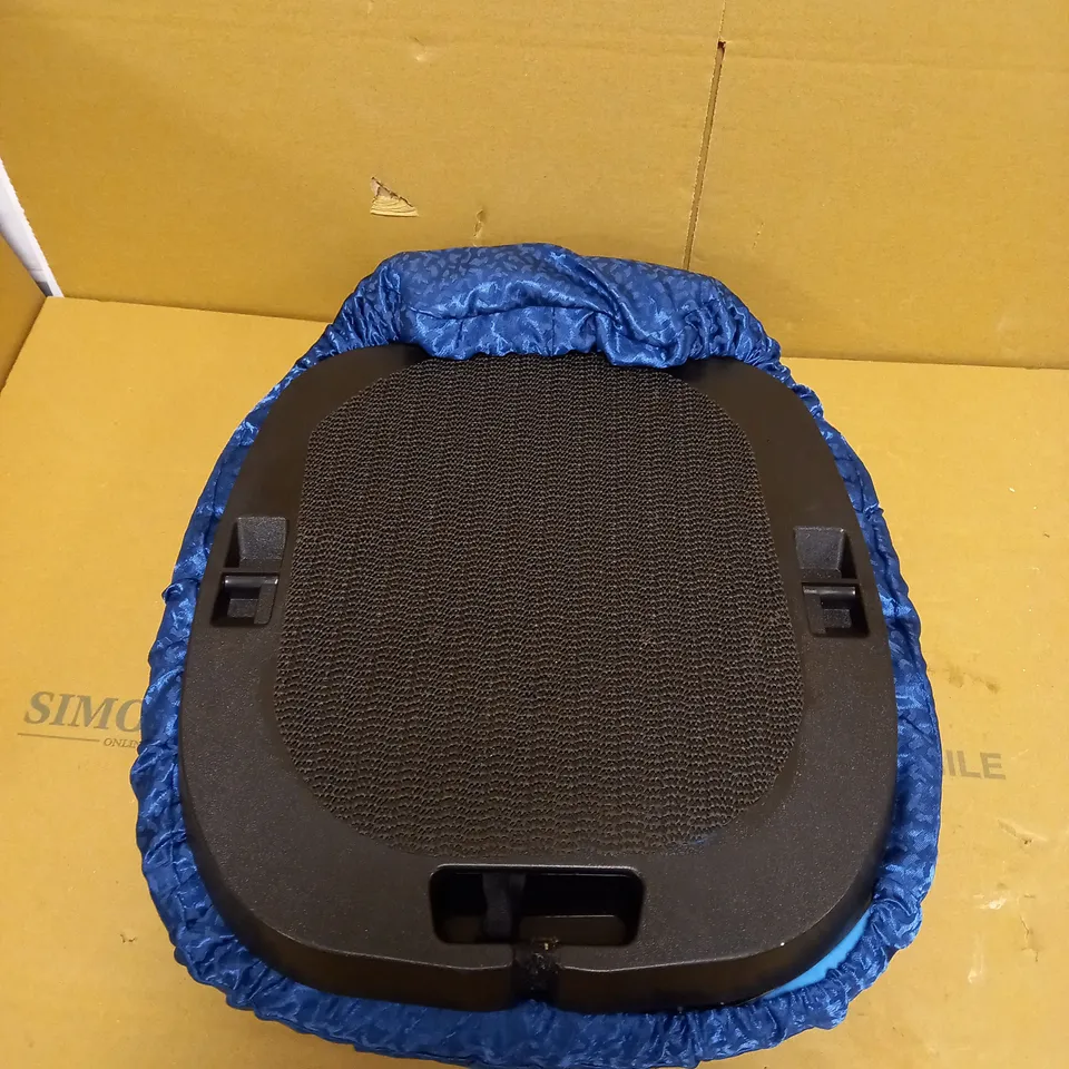 EASY LIFT ASSIST CUSHION