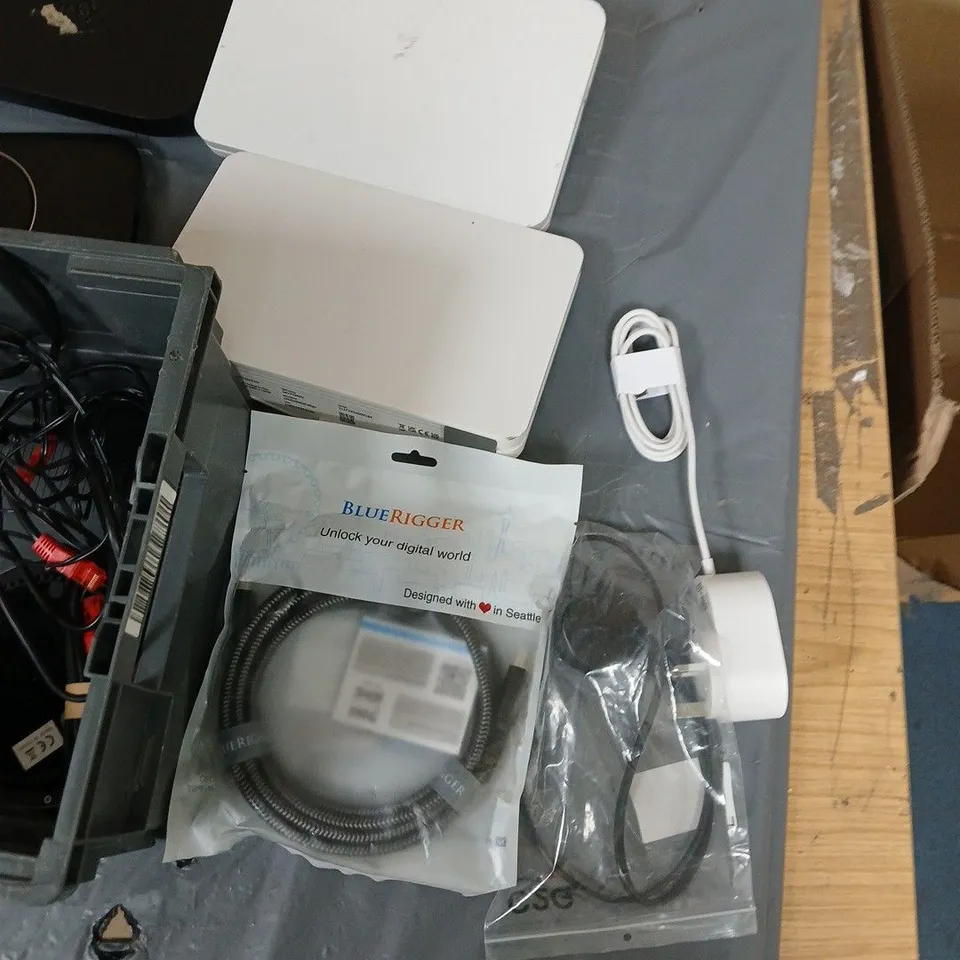 Assorted Computer Peripherals & Networking Cables – Mixed Lot