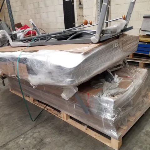 PALLET CONTAINING ASSORTED PRODUCTS INCLUDING SUN LOUNGERS, MATTRESS & GARDEN GAZEBOS