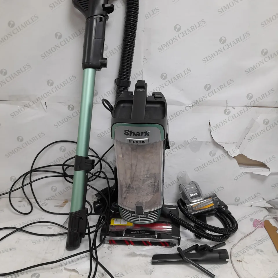 SHARK STRATOS CORDED VACUUM 