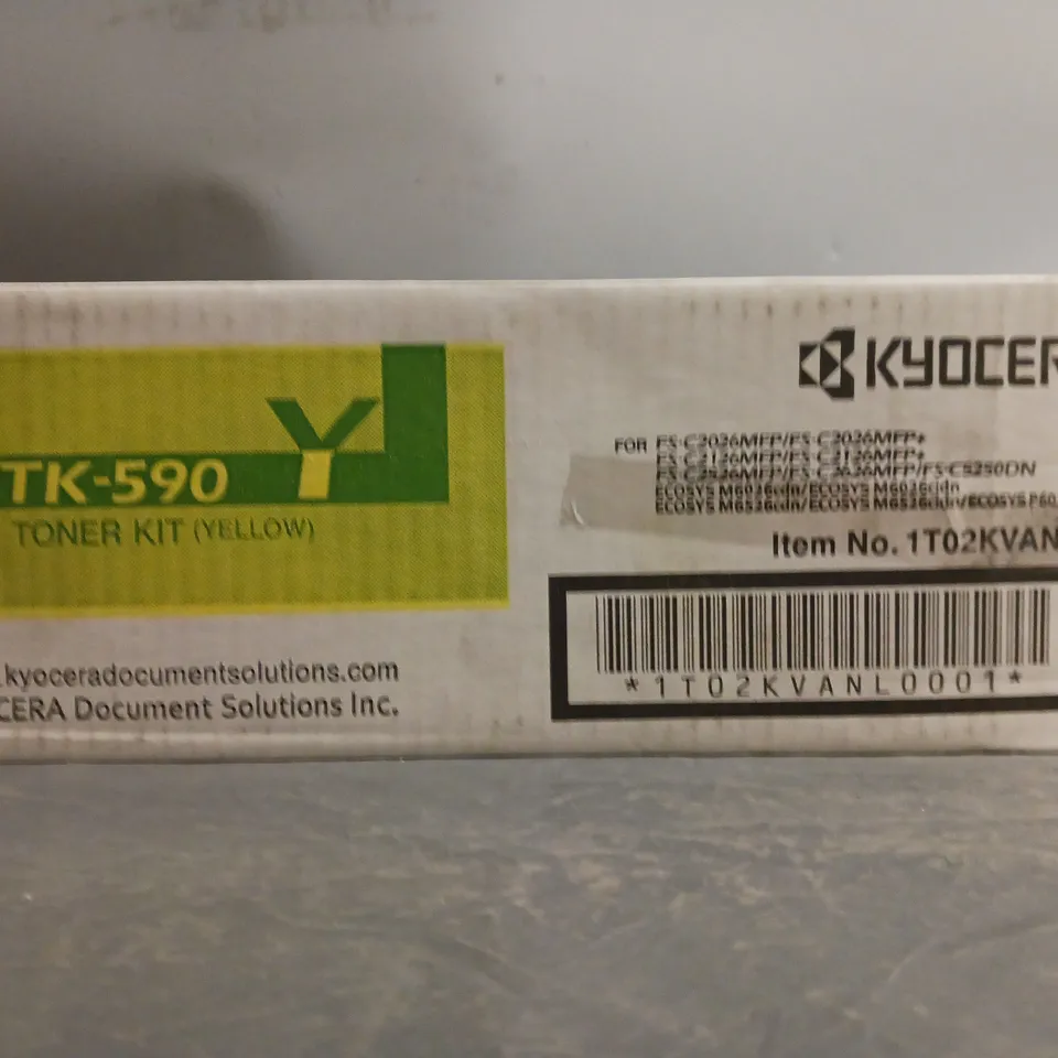 BOXED KYOCERA TK-590 TONER KIT YELLOW 