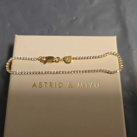 BOXED ASTRID & MIYU BRACELET