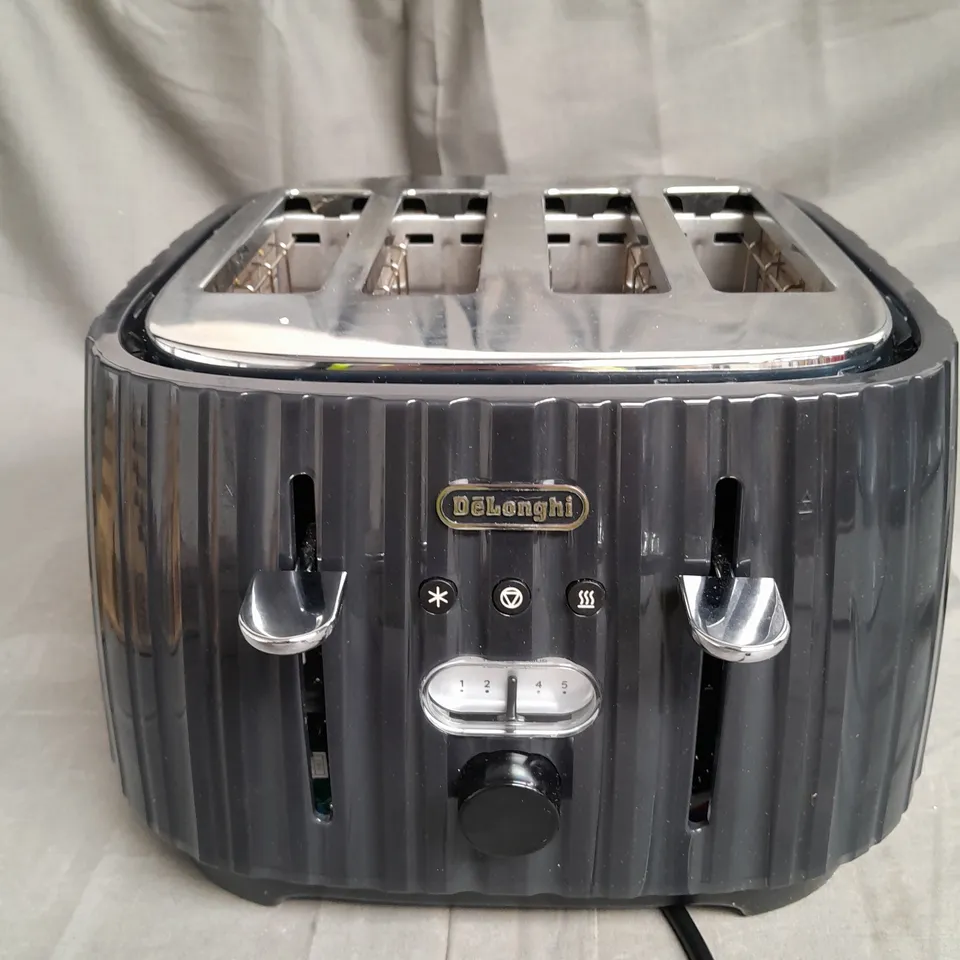 DELONGHI BALLERINA 4 SLICE TOASTER RRP £69