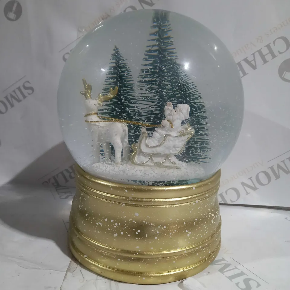 SANTA EXPRESS CHRISTMAS CHARACTER MUSICAL WATER SPINNER