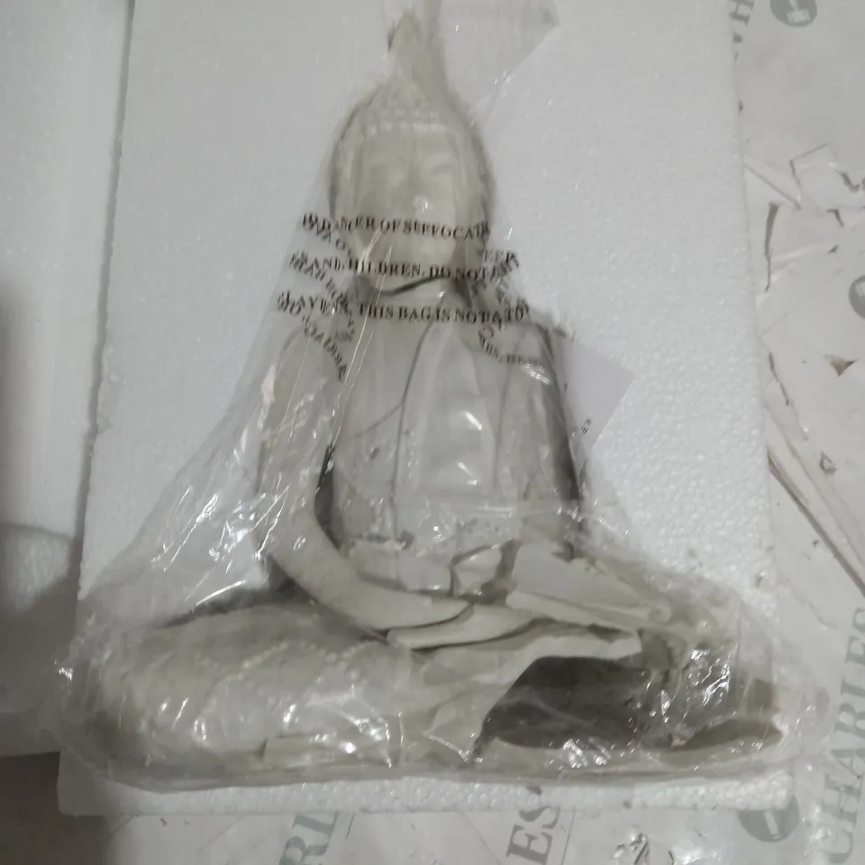KELLY HOPPENS BUDDHA STATUE 