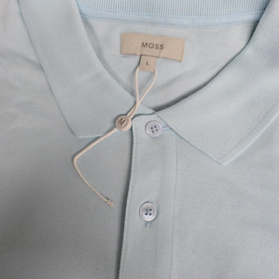 MOSS POLO SHIRT – LIGHT BLUE – UK L