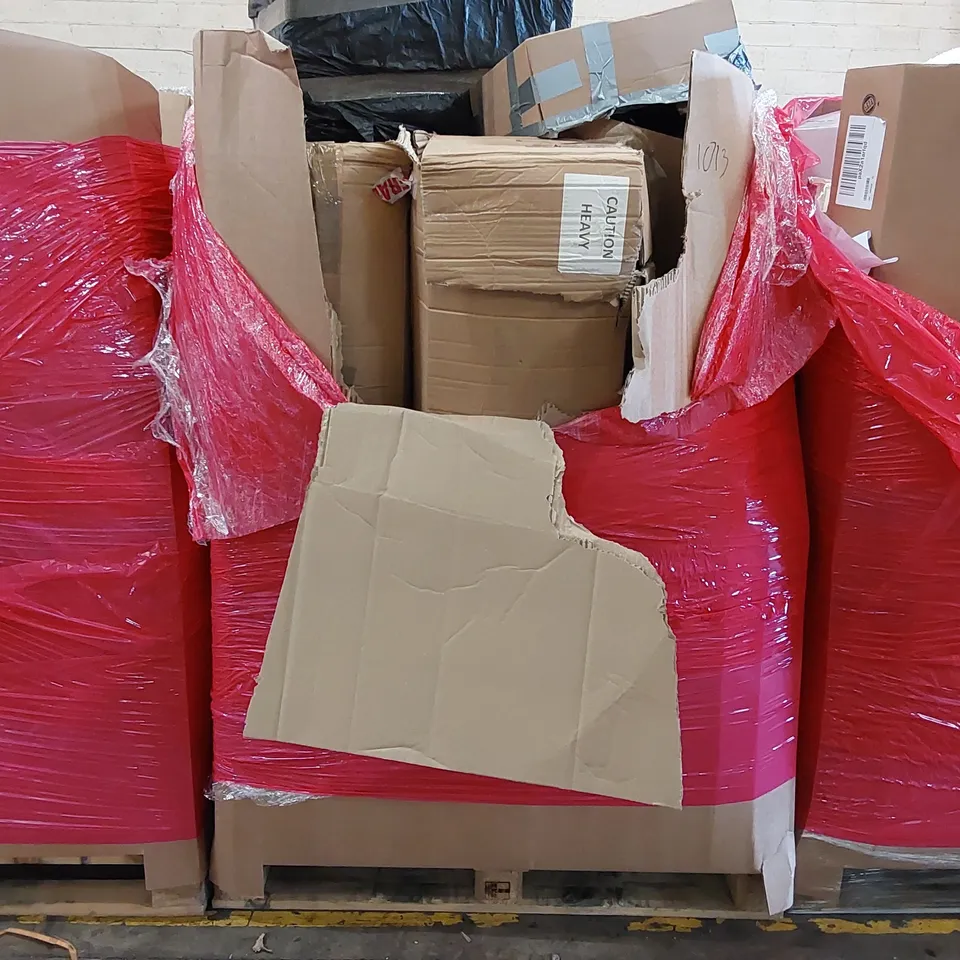 PALLET OF ASSORTED ITEMS INCLUDING: FOLDING BED, MATTRESSES, ROLLER BLINDS, OFFICE CHAIR ECT