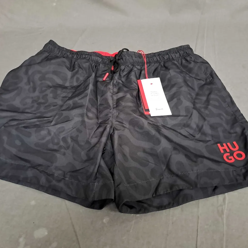 HUGO BEACHWEAR SHORTS IN BLACK - LARGE
