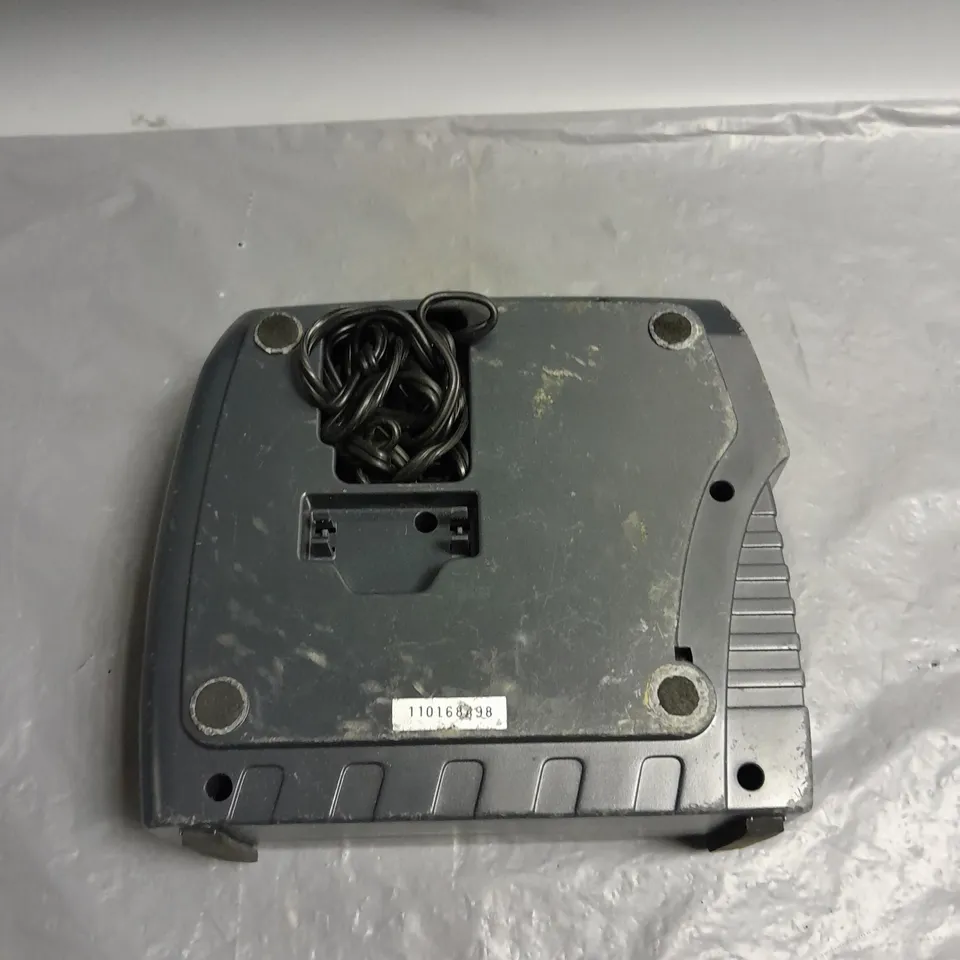 AUTO CARE AIR COMPRESSOR