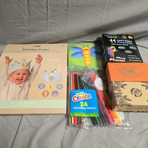 TOTE OF APPROX 5 ASSORTED TOYS AND GAMES TO INCLUDE PENCIL CRAYONS, CARD GAMES AND LITTLE DUTCH 