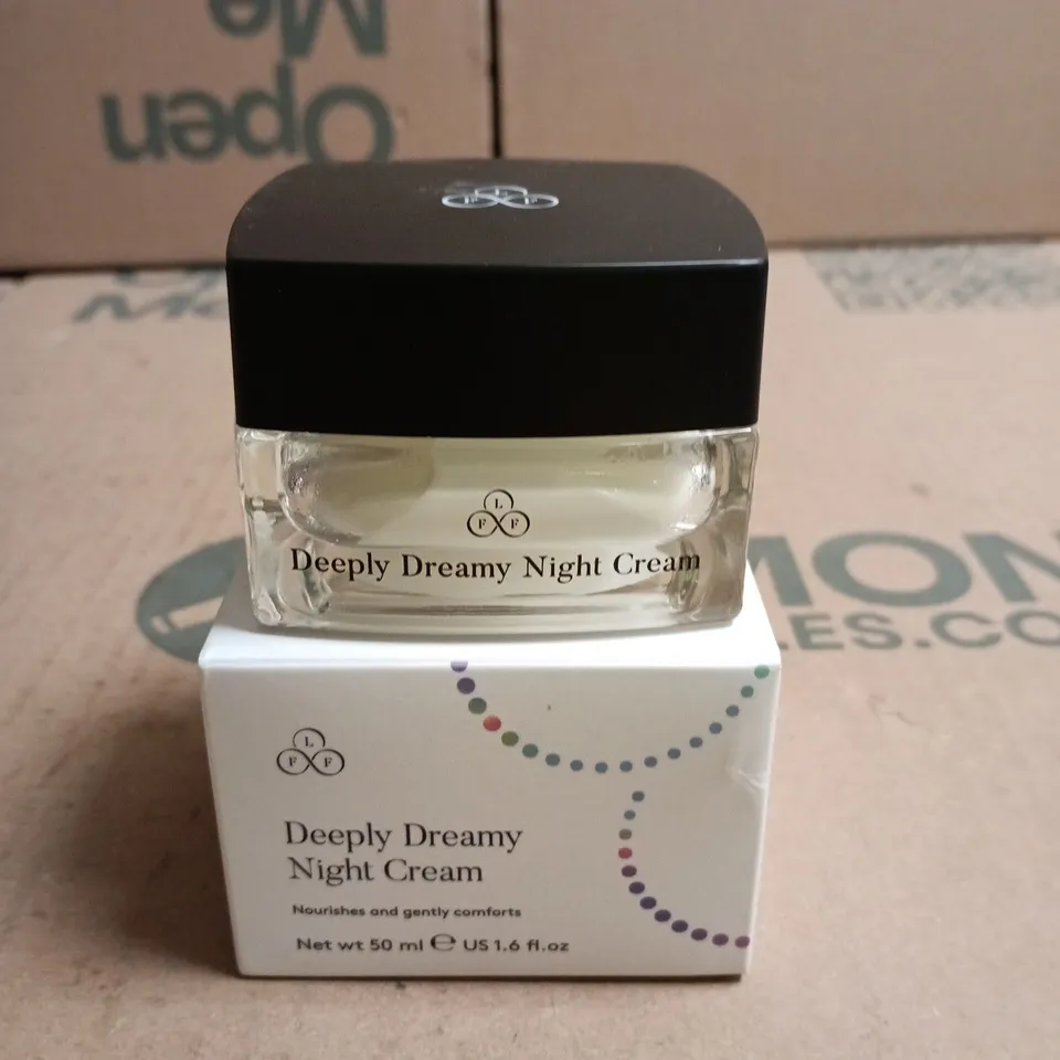 LOOK FABULOUS FOREVER DEEPLY DREAMY NIGHT CREAM 50ML