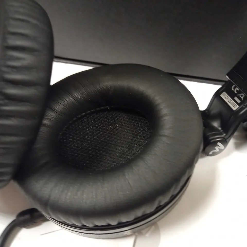 FOCAL SPIRIT PROFESSIONAL WIRED HEADPHONES
