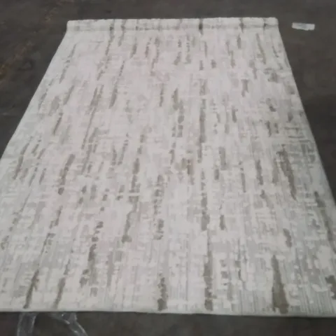 QUALITY DESIGNER AREA RUG - APPROXIMATELY 220X152CM