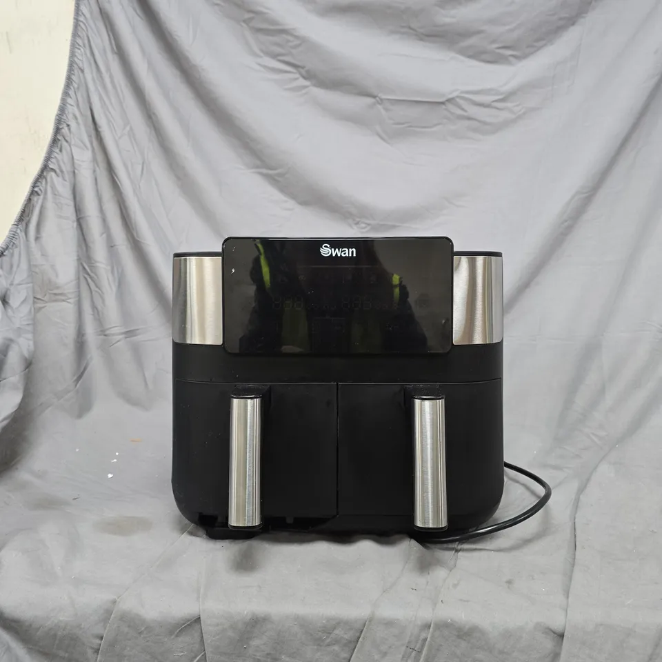 SWAN 7.6L DUAL AIR FRYER IN BLACK