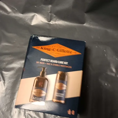 KING C. GILLETTE PERFECT BEARD CARE KIT – 3-IN-1 WASH & FACE & STUBBLE MOISTURISER (BOXED)