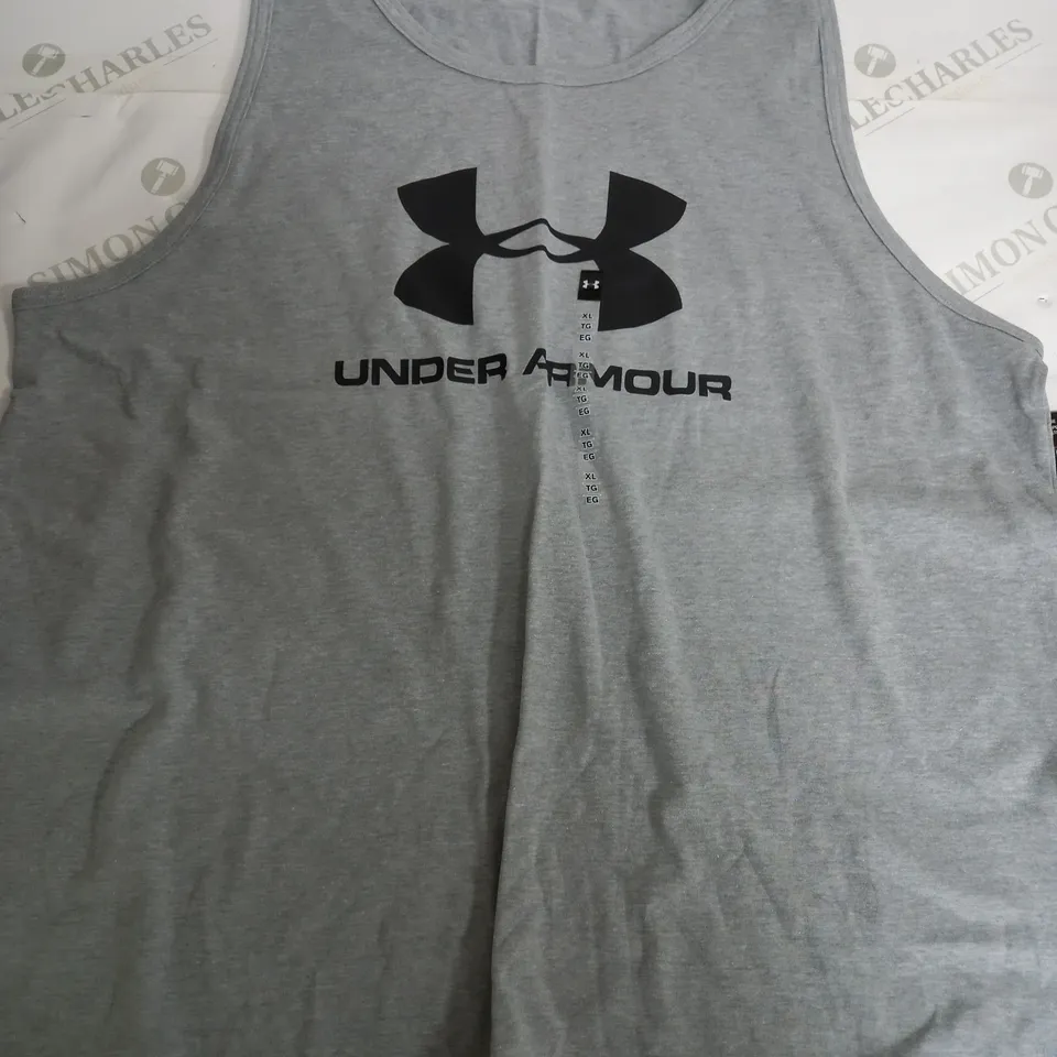 UNDER ARMOUR GREY TANK TOP - XL