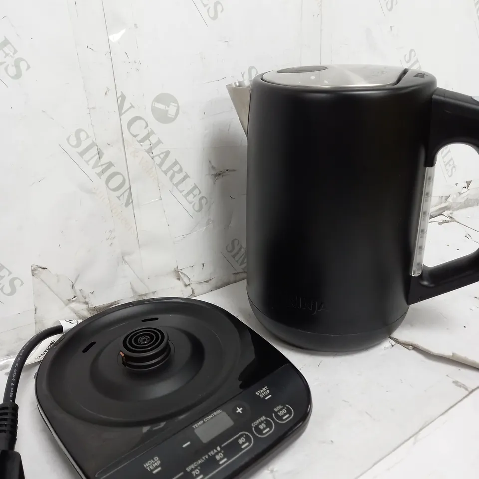 BOXED NINJA PERFECT TEMPERATURE KETTLE KT200UK