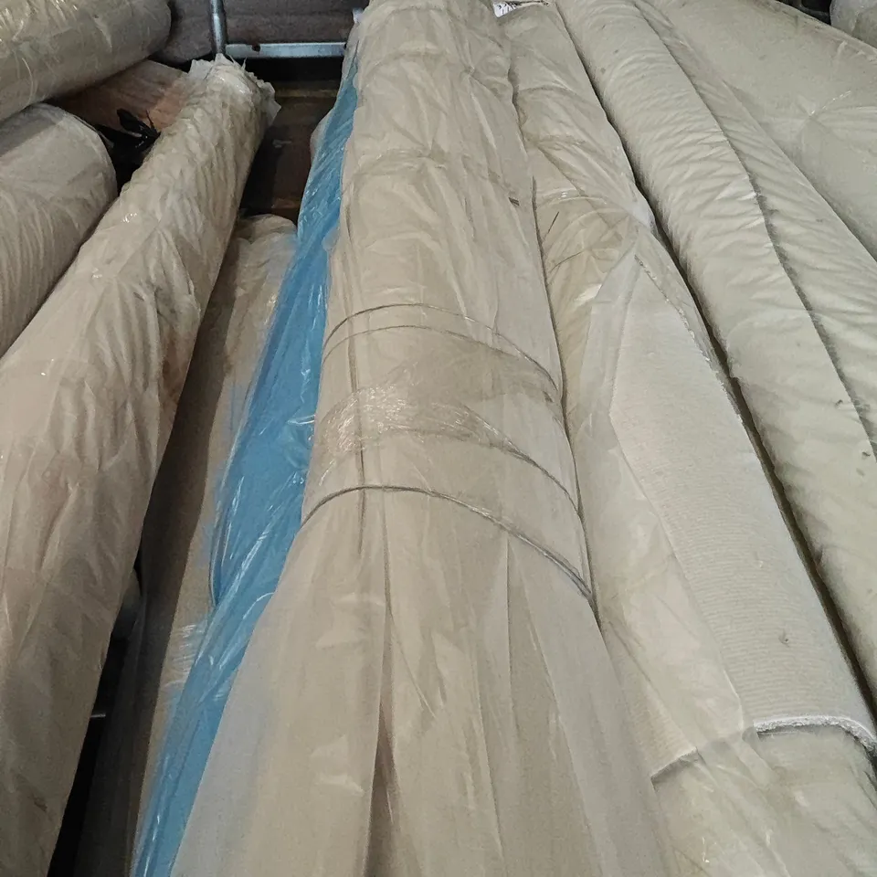 QUALITY BAGGED AND ROLLED EC FREEDOM CARPET IN CANVAS - APPROXIMATELY LENGTH 3.10 WIDTH 5M