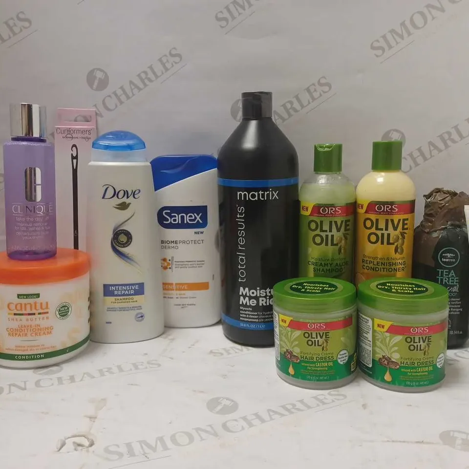 LOT OF APPROX 12 ASSORTED BEAUTY PRODUCTS TO INCLUDE MATRIX SHAMPOO, CLINIQUE MAKEUP REMOVER, SIMPLE FACE WASH, ETC 