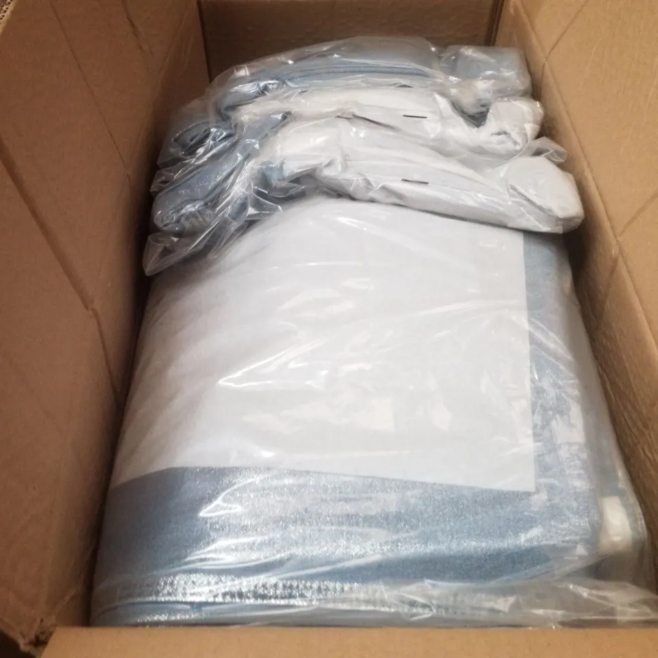 BOX CONTAINING APPROXIMATELY 13 BRAND NEW SIMPLY BE BLUE METALLIC WIDE LEG JEANS - SIZE 18R