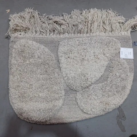 H&M HOME 60 X 90CM WOOL RUG 